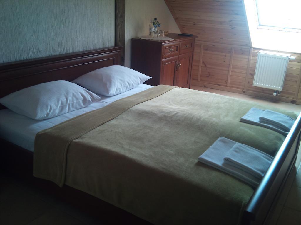 Chalet Hotel Zhytomyr Room photo