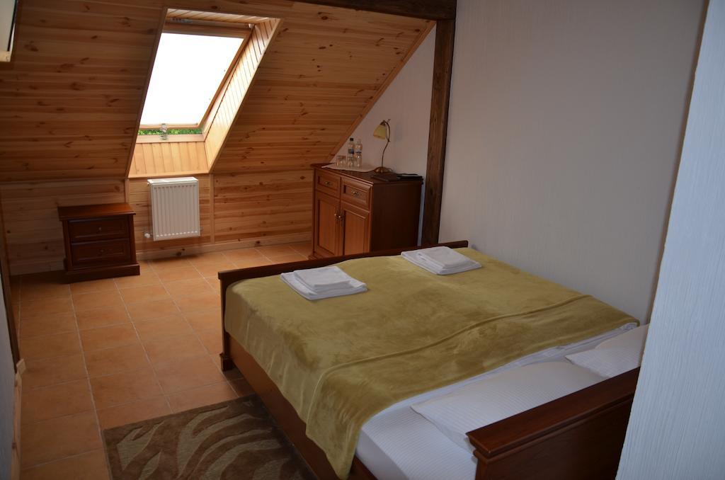 Chalet Hotel Zhytomyr Room photo